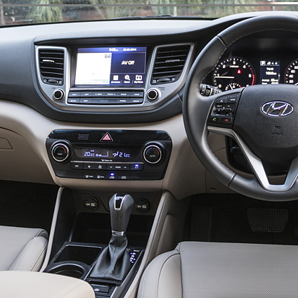Hyundai tucson interior